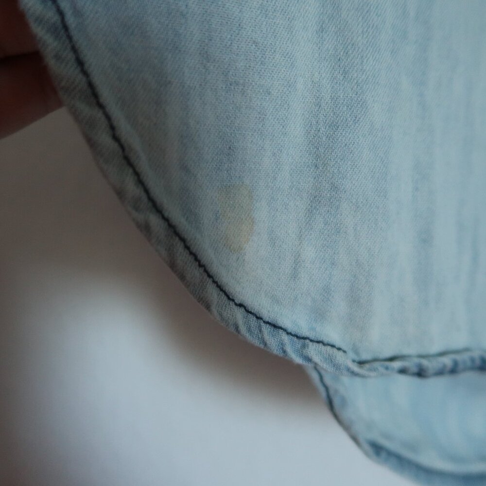Madewell Chambray Button-Up Shirt - Size Small - Picture 7 of 8